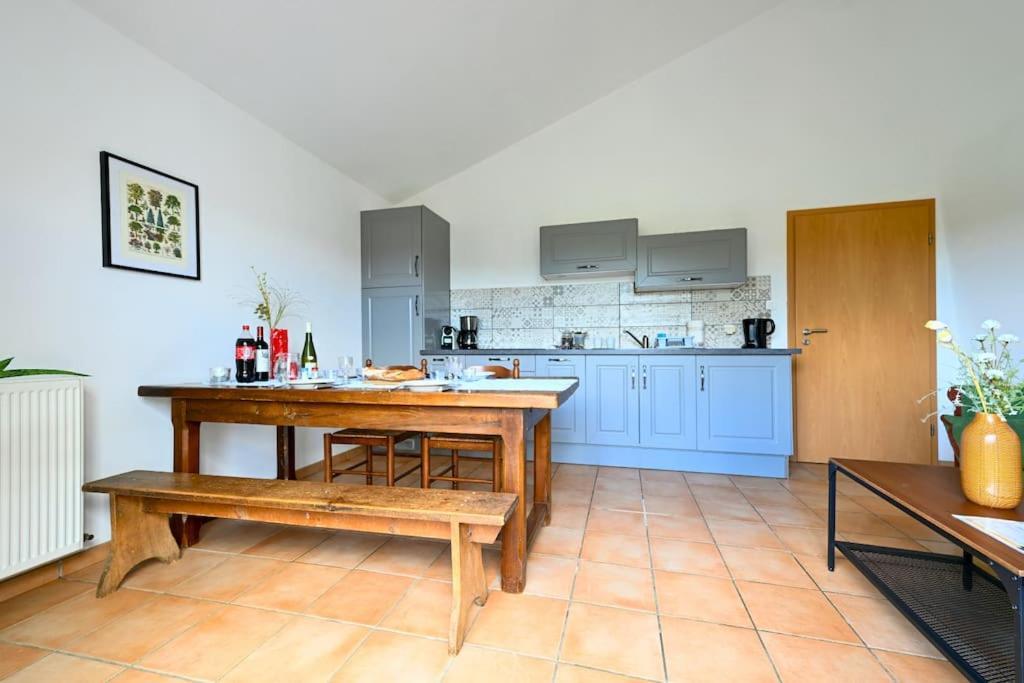 L'Evasion En Pierre Piscine Et Etang Prive Villa Sevremoine ภายนอก รูปภาพ